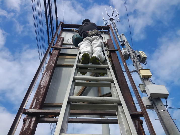 看板本体撤去中